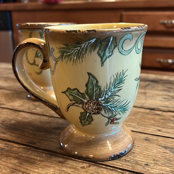 2 Hand painted Holiday Coffee mugs - Picture 3 of 9
